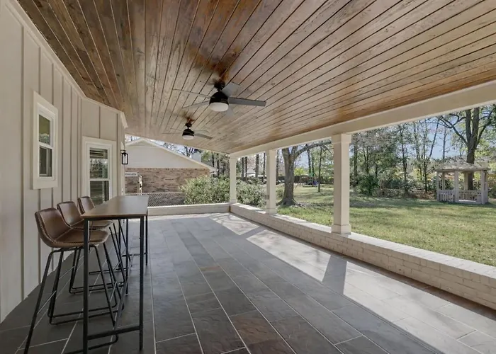 3br 80 Tv Gazebo Yard King * Tallahassee